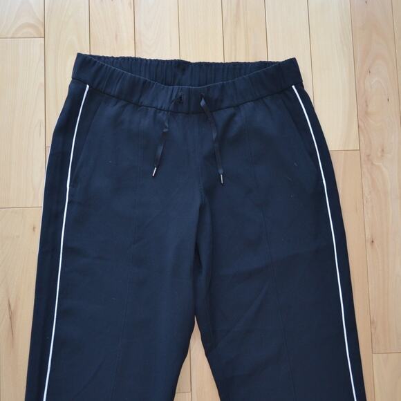 Lululemon On The Right Track Pant Black Size 10 - Picture 2 of 5